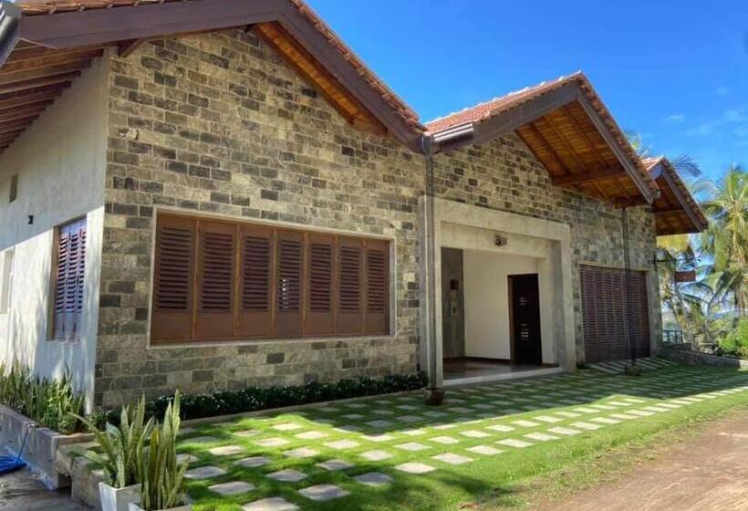 민박 Par 5 Golf Villa