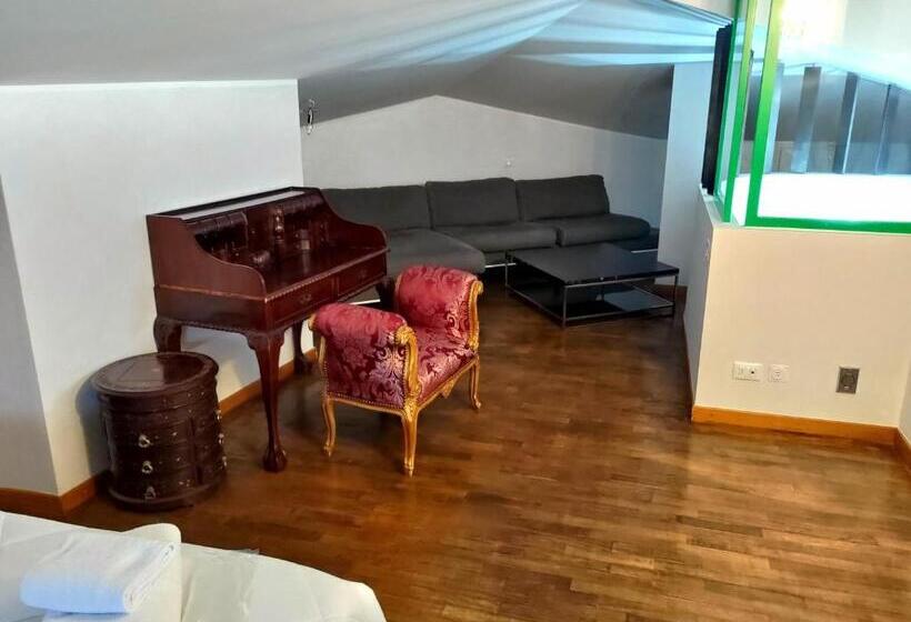 ベッドアンドブレックファースト Villa Eleganza Milano Bergamo Airport