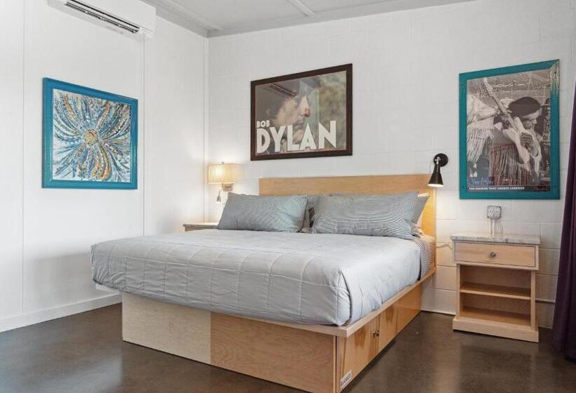 Boutique Vera Hotel In The Heart Of Folly Beach