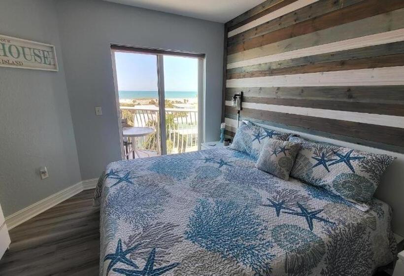 Crystal Palms Resort Treasure Island Penthouse Unit 603