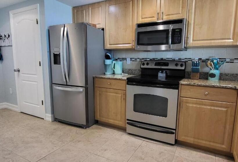 Crystal Palms Resort Treasure Island Penthouse Unit 603