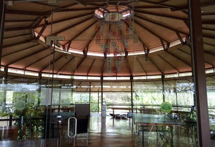 Discovery Village Resorts