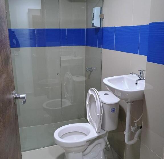 מלון כמוסות Di Mar