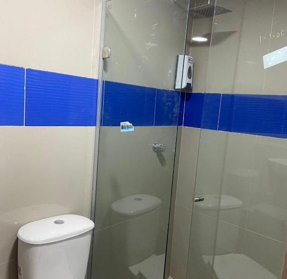 מלון כמוסות Di Mar