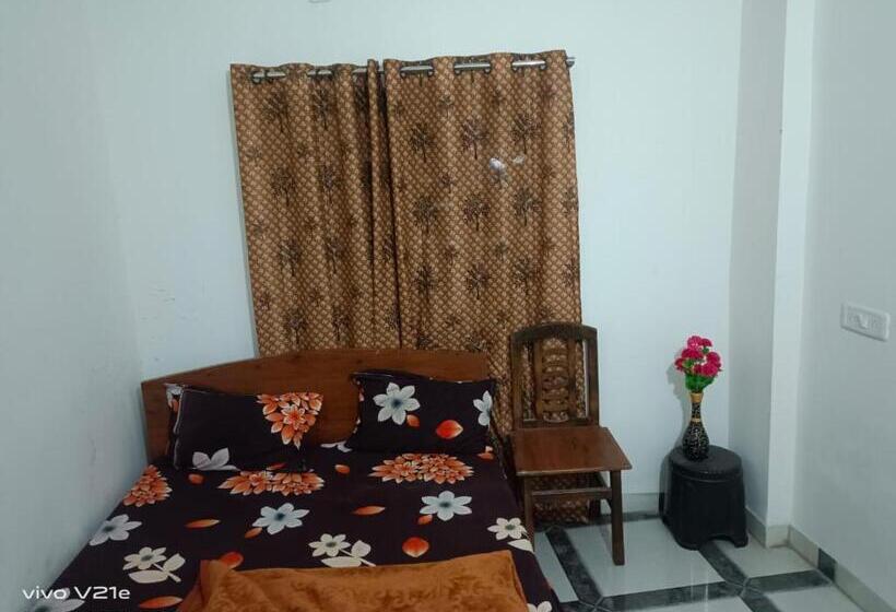 בית מלון כפרי Kanhaiya Palace