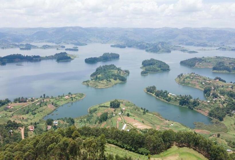 هتل Lake Bunyonyi View Lodge