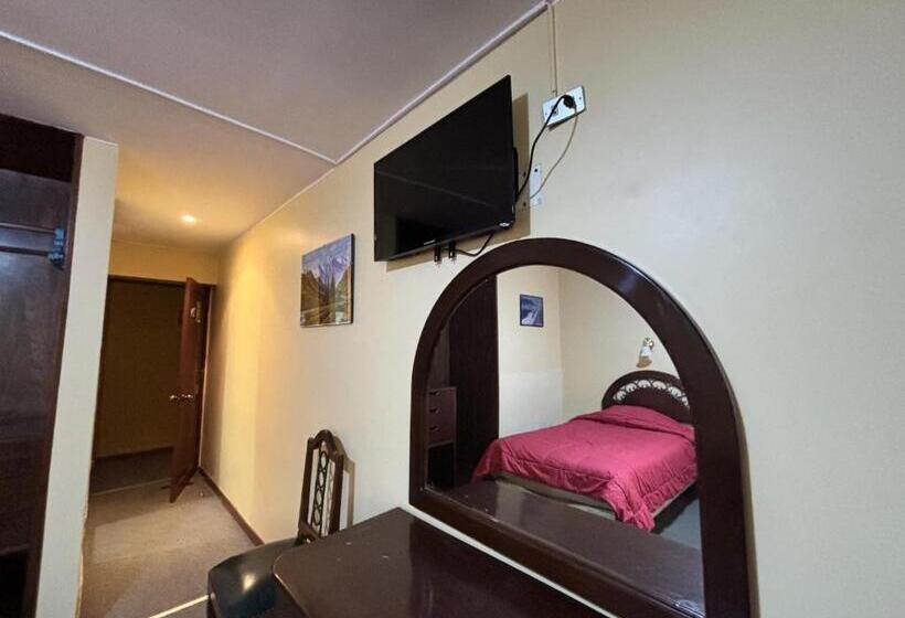 فندق Los Portales