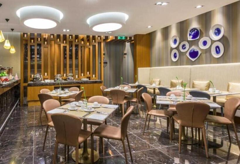 فندق Marriotte Courtyard   Superior Twin   Colombia