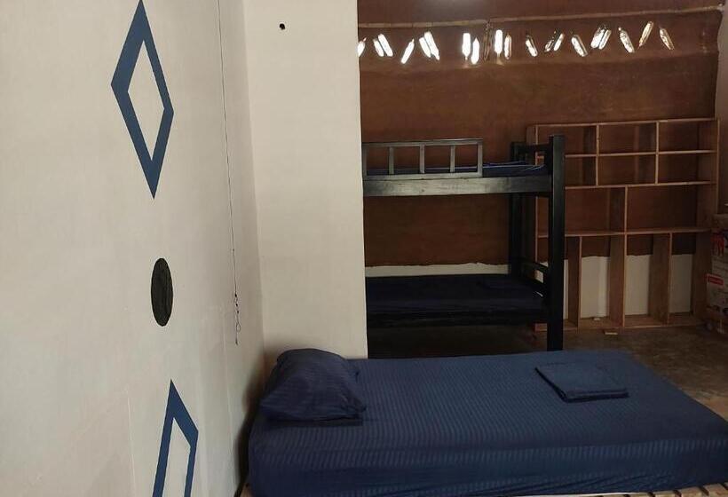 בית מלון כפרי Hostel Nugeku