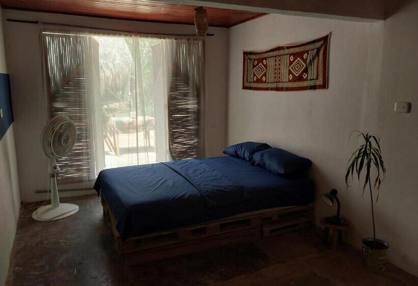 בית מלון כפרי Hostel Nugeku