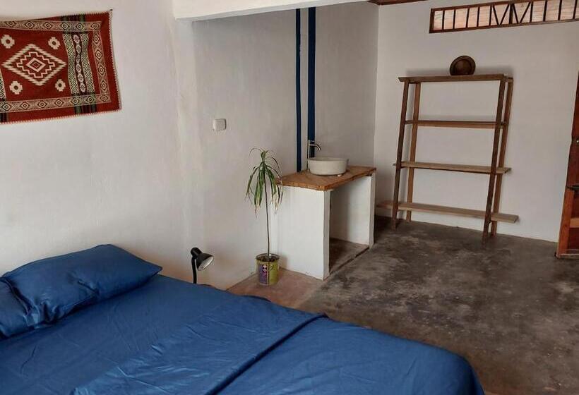 هتل Hostel Nugeku