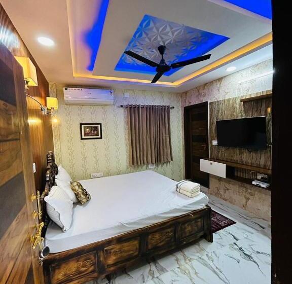 هتل Pagdandi Villa By Aloha