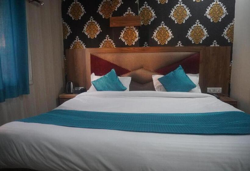 Отель Rudreshwar