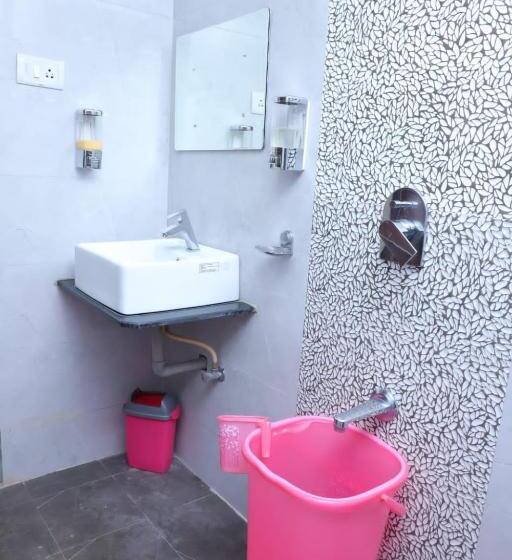 בית מלון כפרי Swarnam Villa