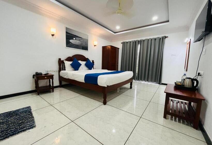 فندق Tattvam Wild Ocean