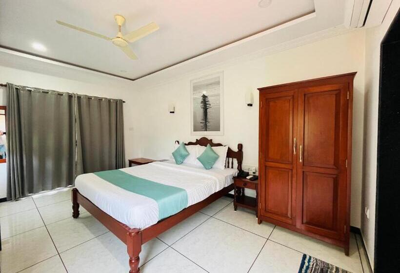 酒店 Tattvam Wild Ocean