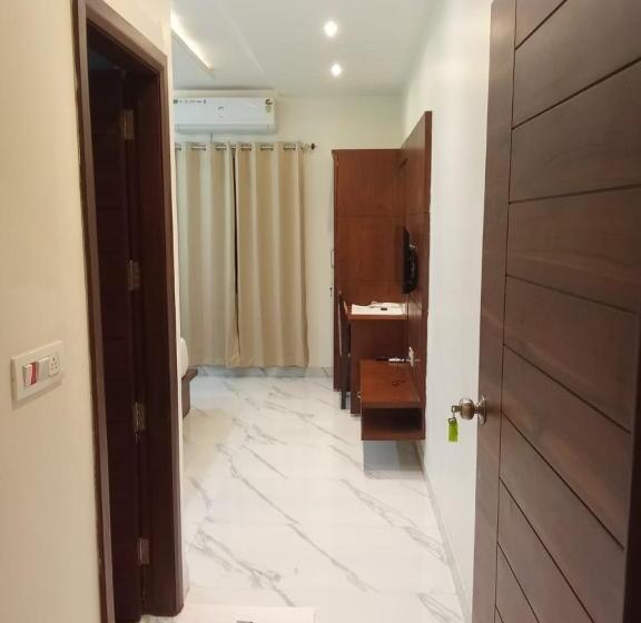 호텔 The Amur Falcon Inn & Resorts