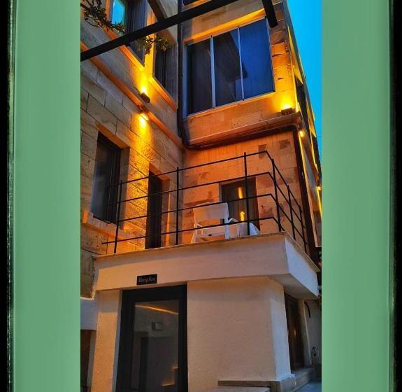 בית מלון כפרי Yellow Stone House