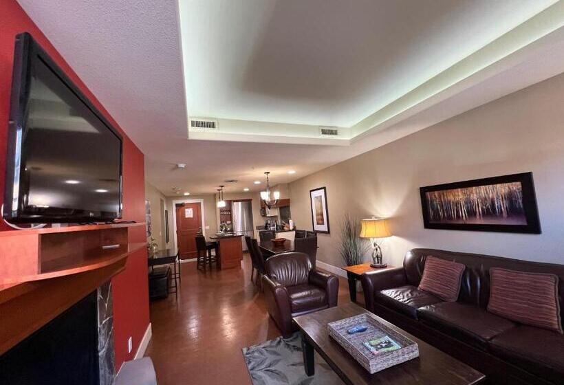 Luxury Resort 2bedroom 2bath Sleeps 6 945 Square Feet