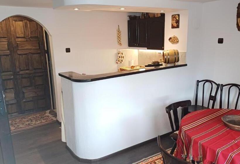 بنسيون абаджиевата къща