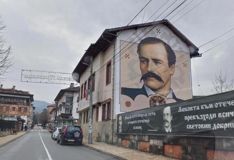 بنسيون абаджиевата къща