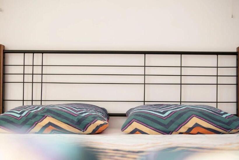 Pensión вила лора