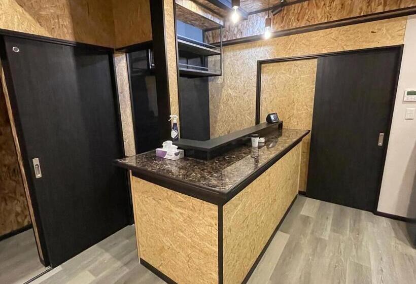 پانسیون Anchor