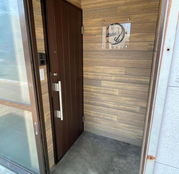 پانسیون Anchor