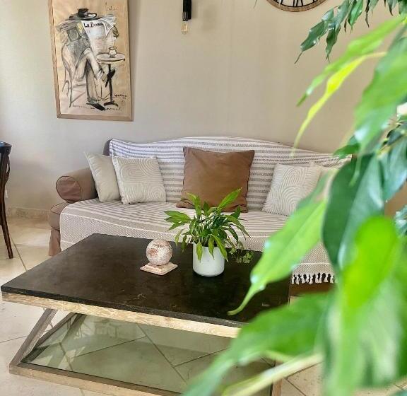 膳宿费 La Bastide De Basson   Luxe Sur Correns