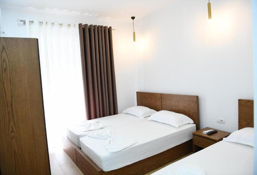 بنسيون Guest House Cela City Centre