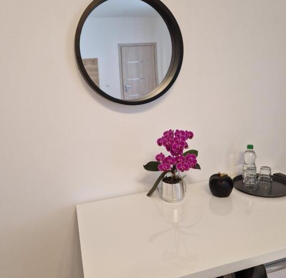 بنسيون Casa 7 Sate Apartament