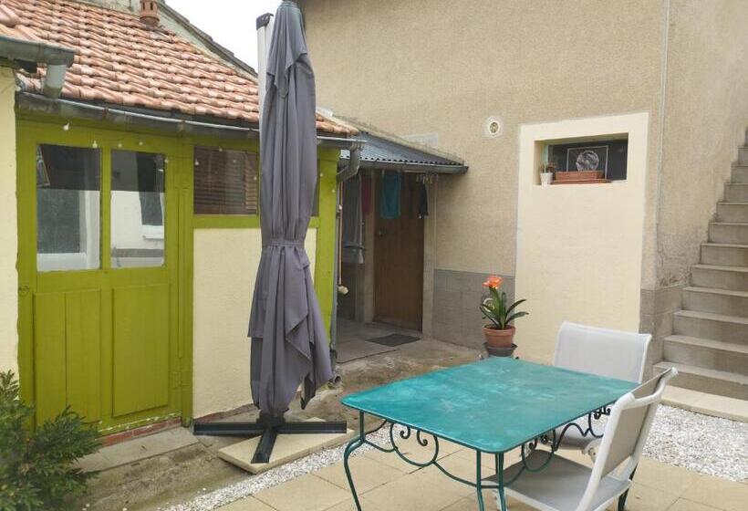 膳宿费 Chambre Agréable Au Fond Du Jardin