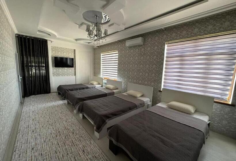 پانسیون Chashmasor Guest House