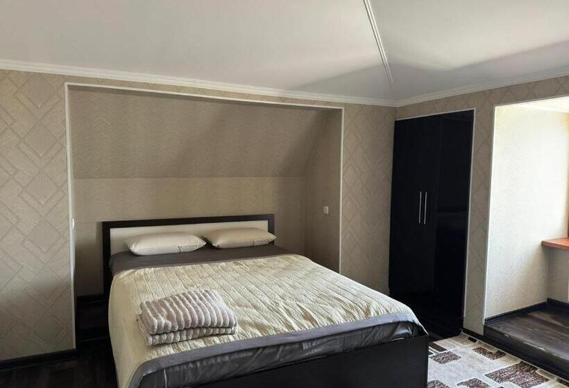 پانسیون Chashmasor Guest House