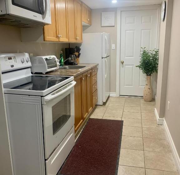 Pensionat 1 Room In A Cozy And Beautiful Basement