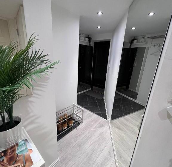 پانسیون Cozy Room In Central Oslo Grunerløkka Happy Days