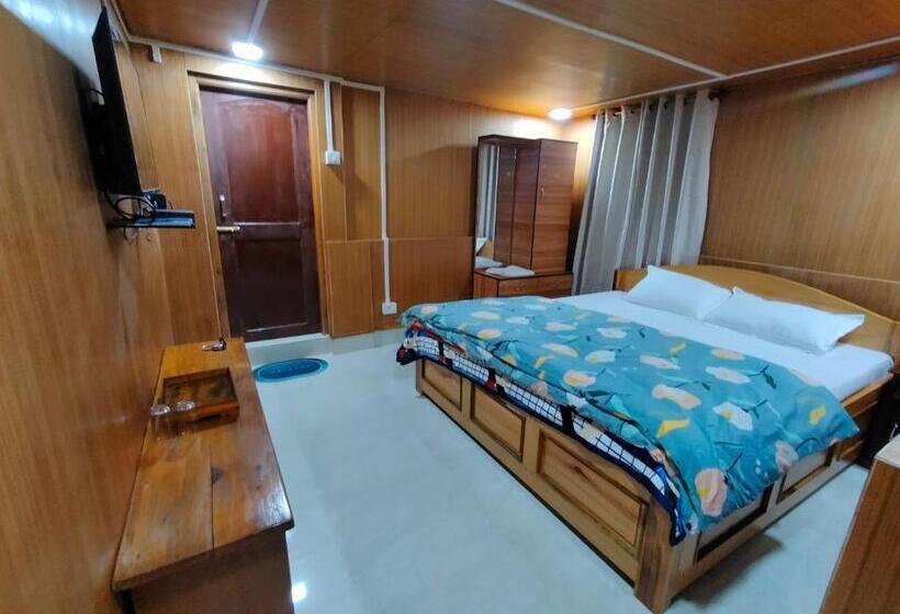 Pension Gyatso Guest House