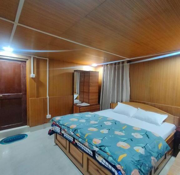 Pension Gyatso Guest House