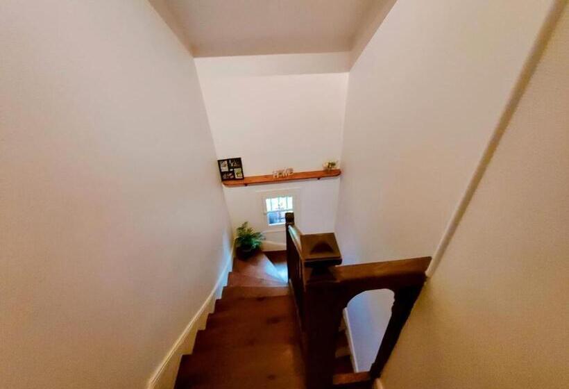 פנסיון Home   Champoulains   Séjour à Auxerre