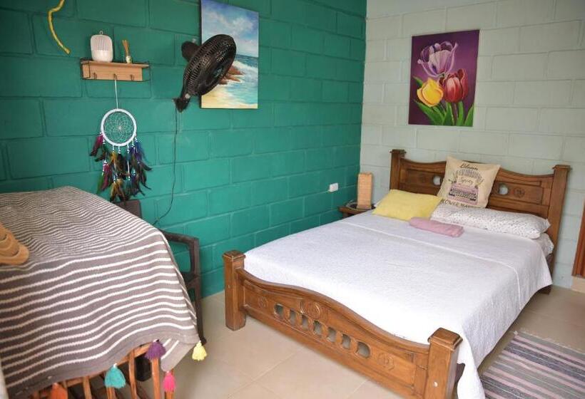 پانسیون Hostal San Jose