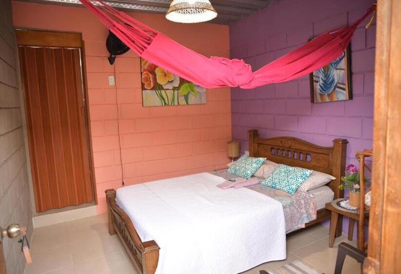 پانسیون Hostal San Jose