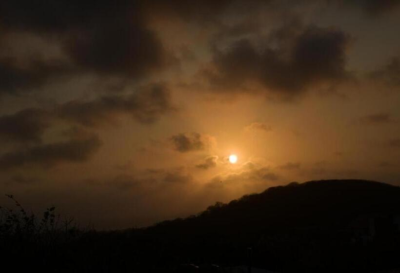 بنسيون Hostal San Jose