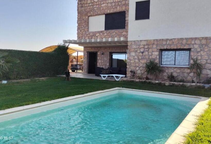 פנסיון L écrin De Paradis