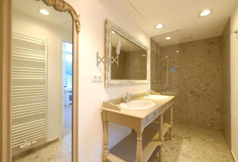 بنسيون Room Jade   La Maison De La Duchesse De La Valliere   Parking Privé