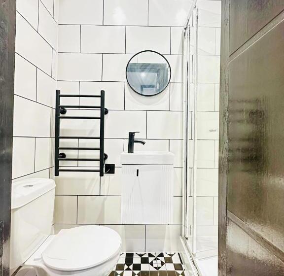 פנסיון Luxury Room, Central London, Ideal For Tourists