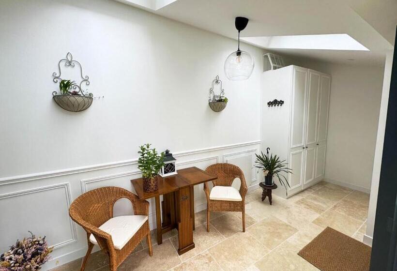 بنسيون Maison Avec Jardin à 5min De Paris Jo 2024