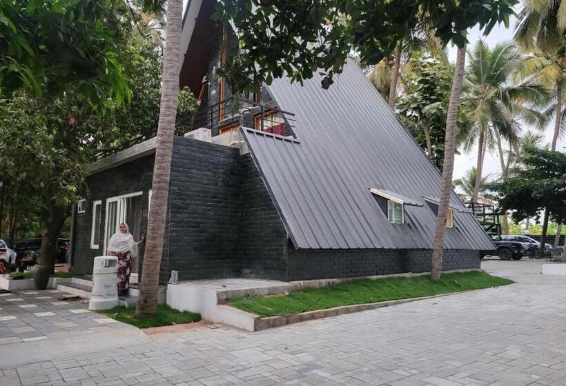 פנסיון Moon Light Resorts