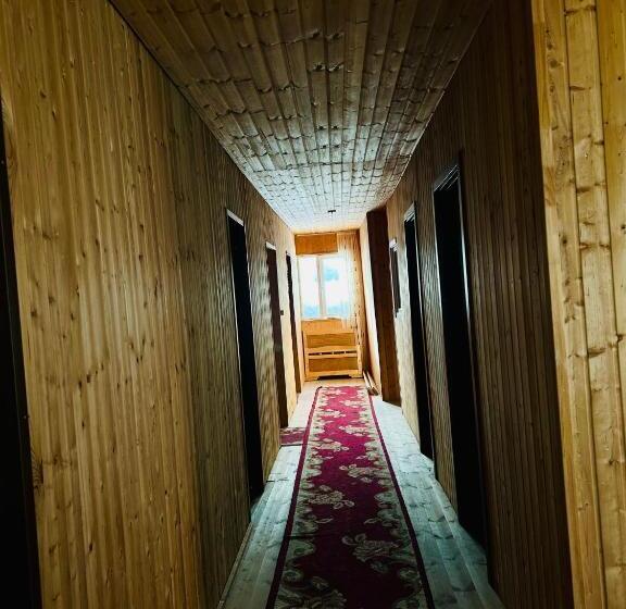 پانسیون Natia’s Guesthouse