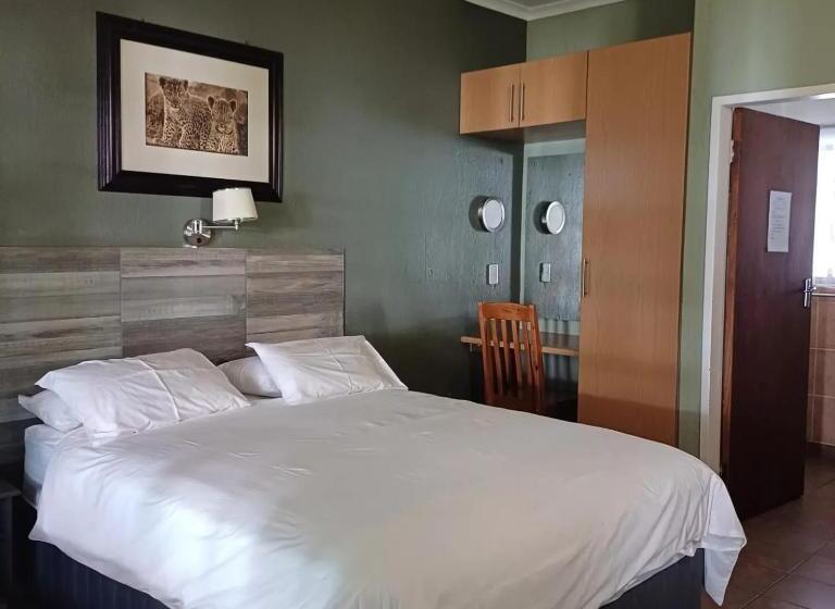 ペンション Rustenburg Palm Lodge