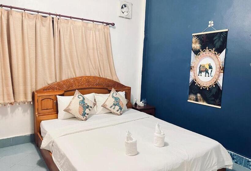 ペンション Vangvieng Pool House